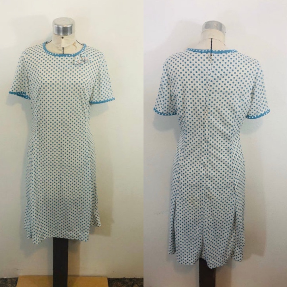 1960s polka dot shift dress.